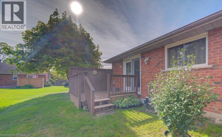Photo 44 at 48 Harris Avenue, North Park / Wood St., Brantford