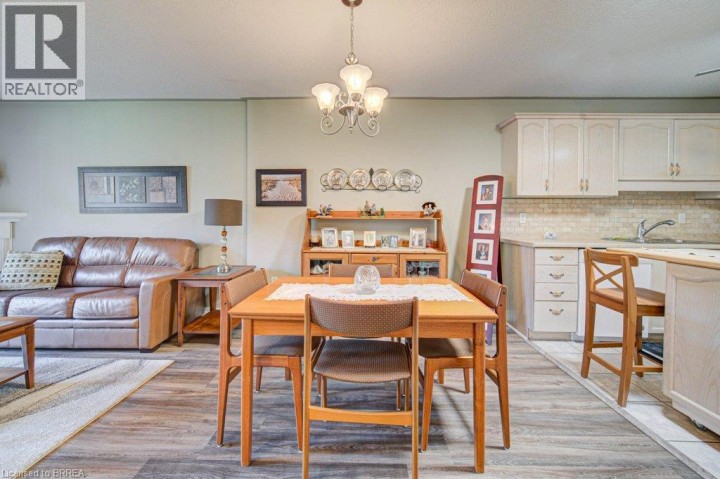 Photo 18 at 48 Harris Avenue, North Park / Wood St., Brantford