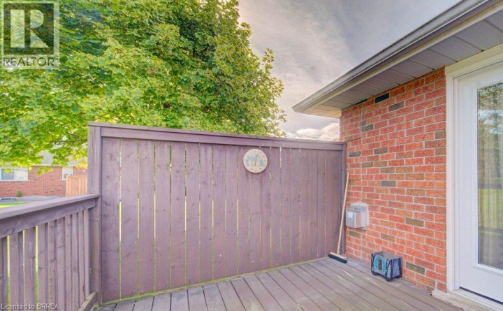 Photo 41 at 48 Harris Avenue, North Park / Wood St., Brantford