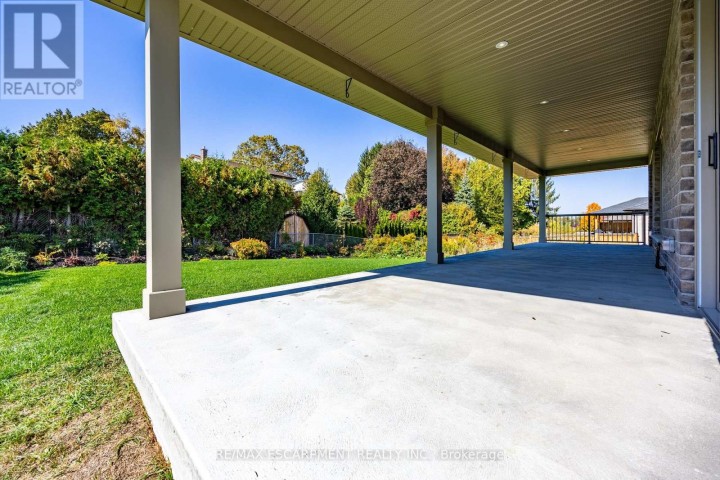 Photo 3 at 58 Judd Drive, Simcoe, Norfolk County