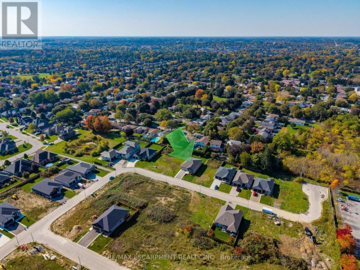 Photo 4 at 58 Judd Drive, Simcoe, Norfolk County