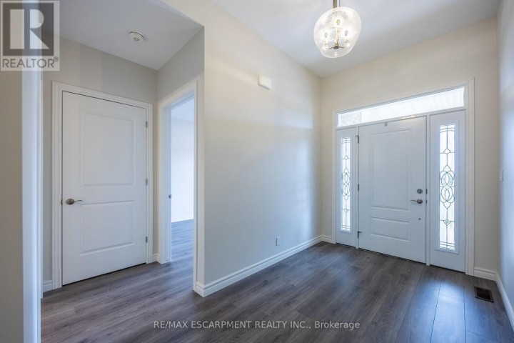 Photo 5 at 58 Judd Drive, Simcoe, Norfolk County