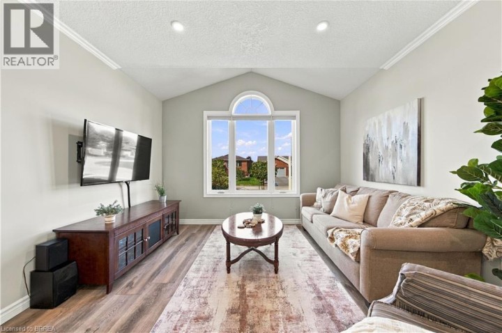 Photo 6 at 4 MacPherson Drive, Innerkip (Fair Grounds), Woodstock
