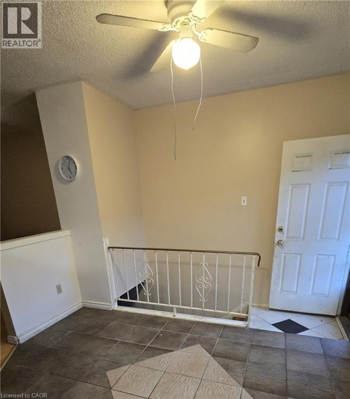 Photo 11 at 11 Debby Crescent, North Park / Wood St., Brantford