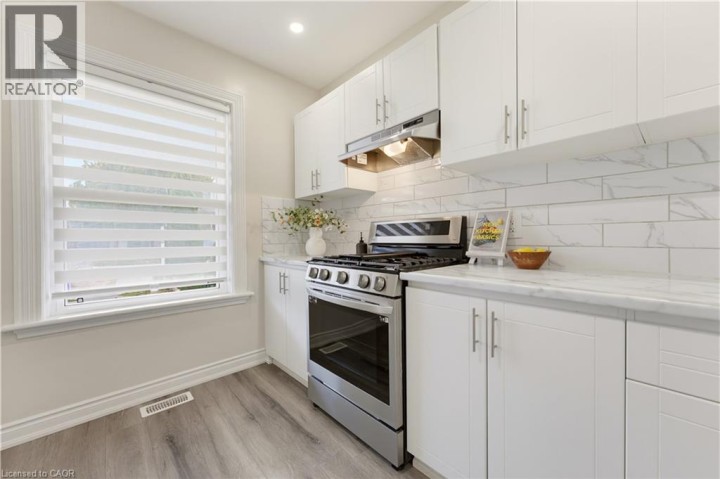 Photo 5 at 20 House Avenue, Terrace Hill, Brantford