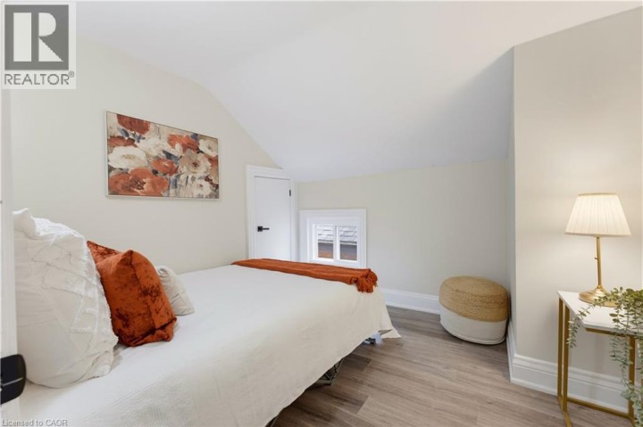Photo 13 at 20 House Avenue, Terrace Hill, Brantford