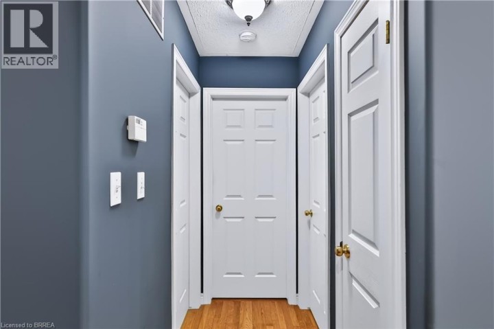 Photo 17 at 50 Brewster Way, Donegal / Mcguiness, Brantford