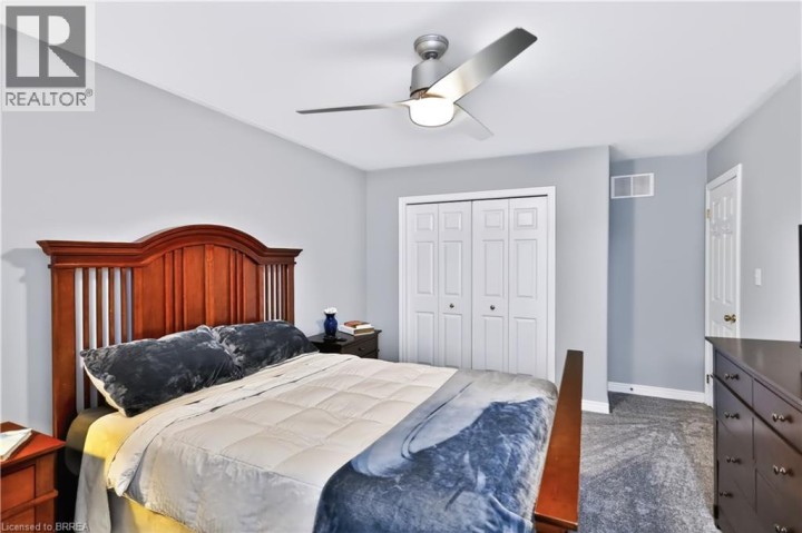 Photo 20 at 50 Brewster Way, Donegal / Mcguiness, Brantford