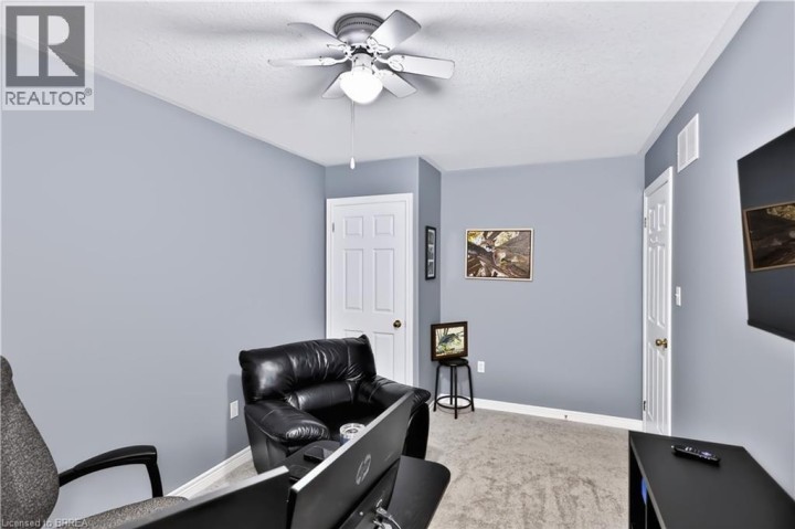 Photo 23 at 50 Brewster Way, Donegal / Mcguiness, Brantford