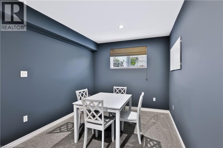 Photo 27 at 50 Brewster Way, Donegal / Mcguiness, Brantford