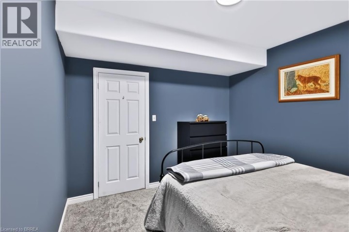 Photo 34 at 50 Brewster Way, Donegal / Mcguiness, Brantford