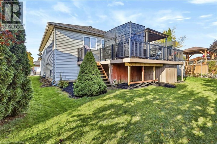 Photo 36 at 50 Brewster Way, Donegal / Mcguiness, Brantford