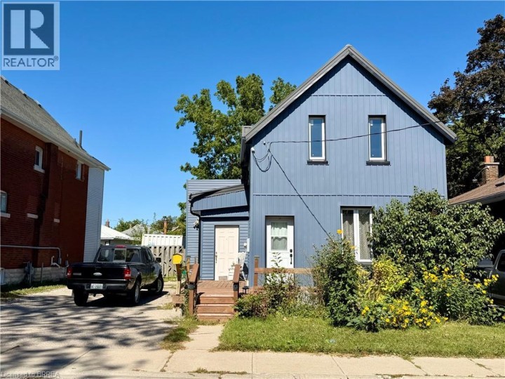 Photo 1 at 112 Arthur Street, Victoria / Arthur, Brantford