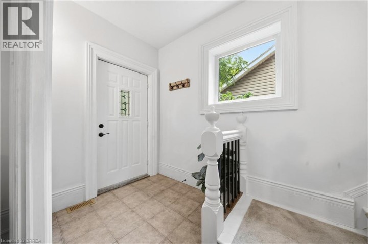 Photo 4 at 271 Park Avenue, East Ward, Brantford