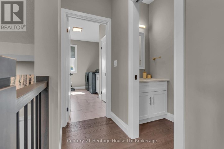 Photo 20 at 18 Thompson Court, Tillsonburg
