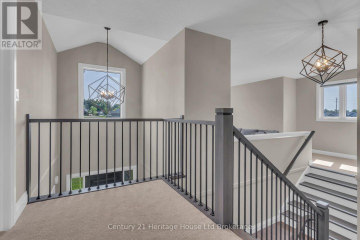 Photo 24 at 18 Thompson Court, Tillsonburg