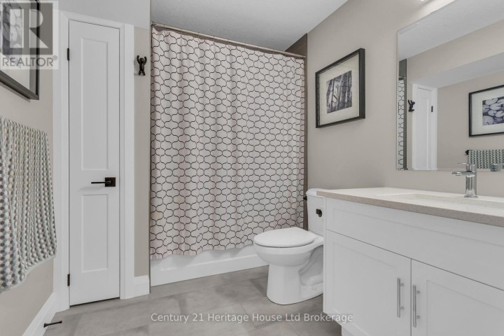 Photo 39 at 18 Thompson Court, Tillsonburg