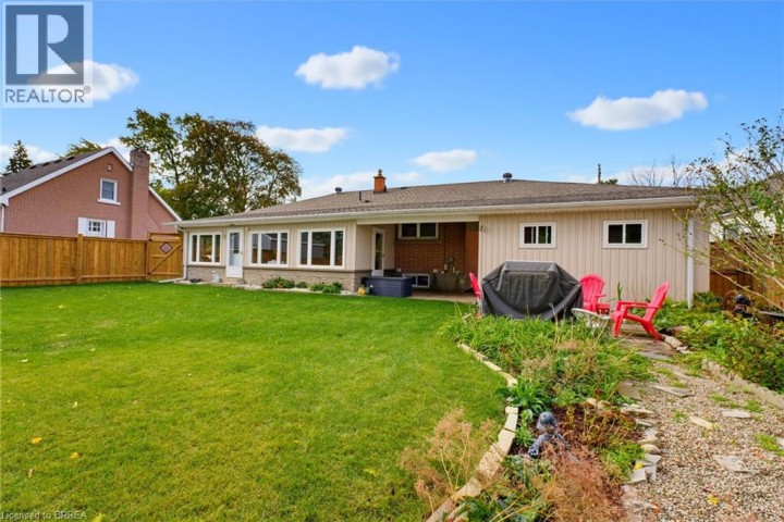 Photo 21 at 49 Morton Avenue, North Park / Wood St., Brantford