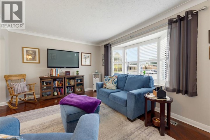 Photo 4 at 49 Morton Avenue, North Park / Wood St., Brantford