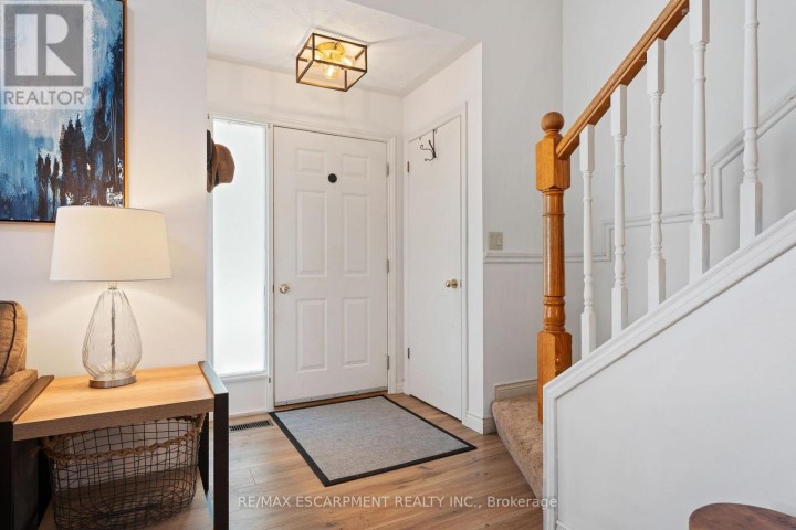 Photo 4 at 29 Leslie Avenue, Port Dover, Norfolk County