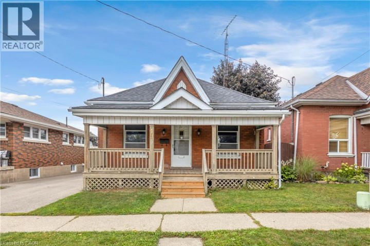 Photo 1 at 49 Mintern Avenue, Eagle Place East, Brantford