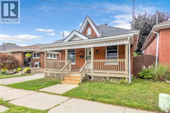 Photo 3 at 49 Mintern Avenue, Eagle Place East, Brantford