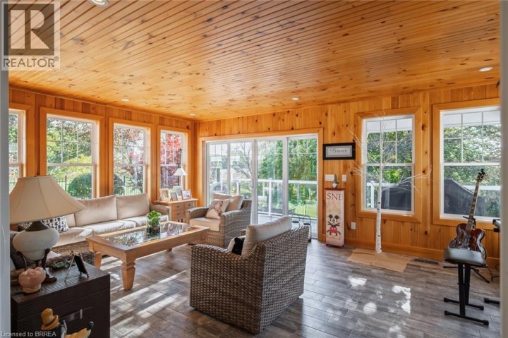 Photo 13 at 75 Jerseyville Road, Se Rural, Brantford