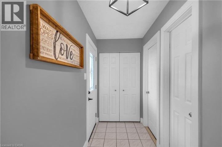 Photo 6 at 117 D'Aubigny Road, D’aubigny / Evergreen, Brantford