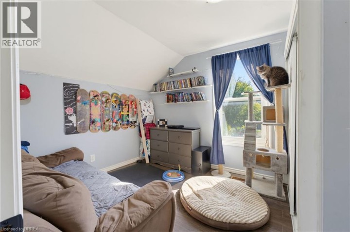 Photo 21 at 256 Dundas Street, Woodstock - South, Woodstock