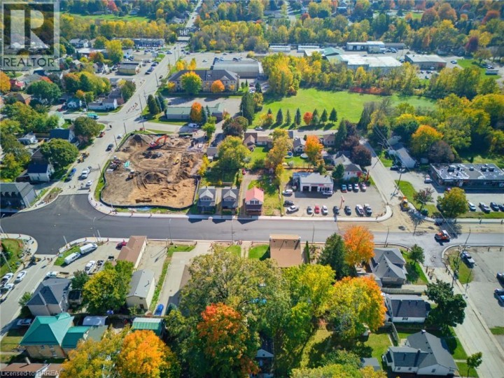 Photo 31 at 256 Dundas Street, Woodstock - South, Woodstock