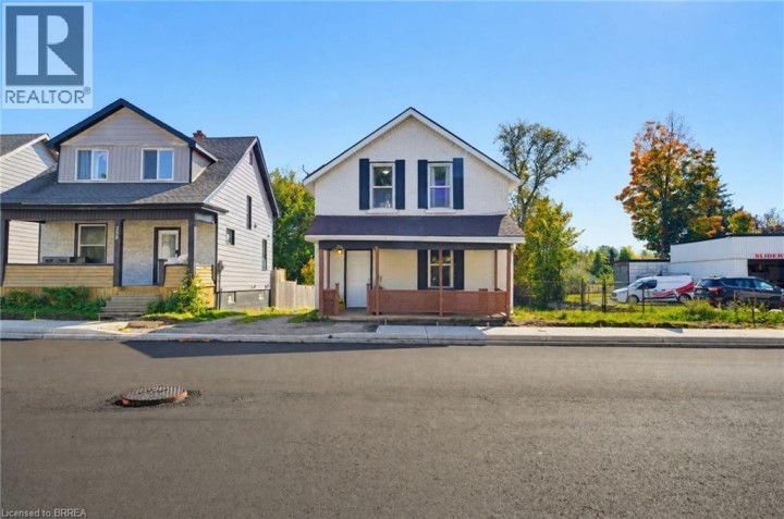 Photo 34 at 256 Dundas Street, Woodstock - South, Woodstock