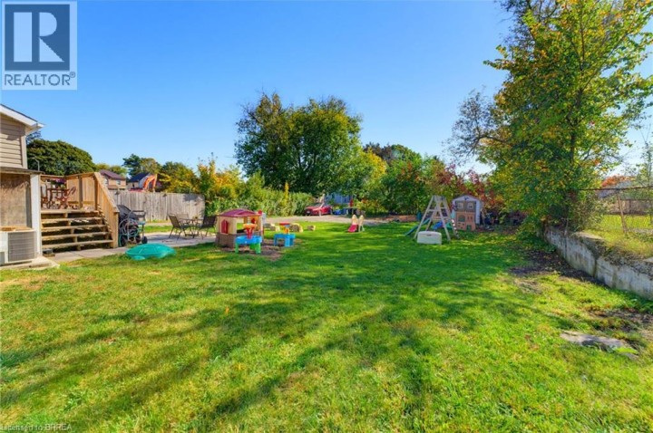 Photo 22 at 256 Dundas Street, Woodstock - South, Woodstock