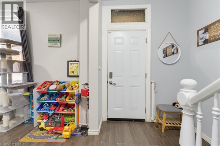 Photo 12 at 252 Dundas Street, Woodstock - South, Woodstock