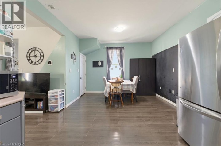 Photo 8 at 252 Dundas Street, Woodstock - South, Woodstock