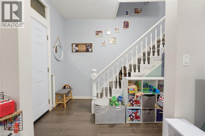 Photo 13 at 252 Dundas Street, Woodstock - South, Woodstock