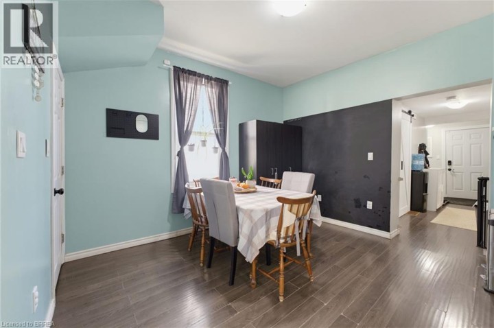 Photo 9 at 252 Dundas Street, Woodstock - South, Woodstock