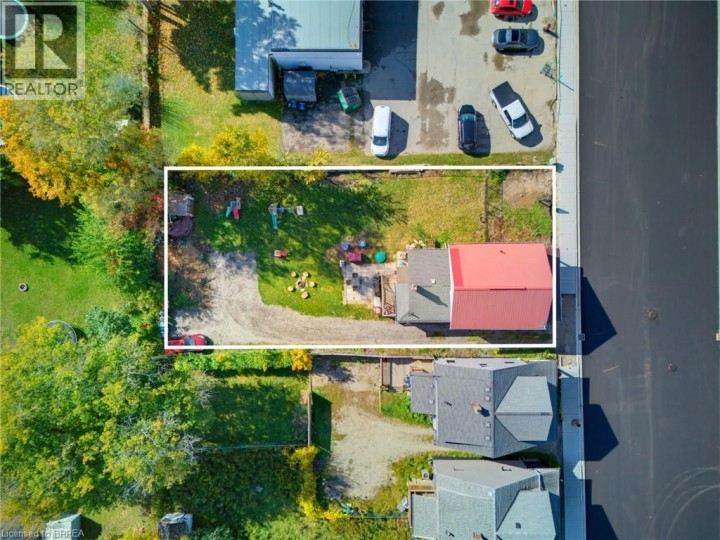Photo 1 at 252 Dundas Street, Woodstock - South, Woodstock