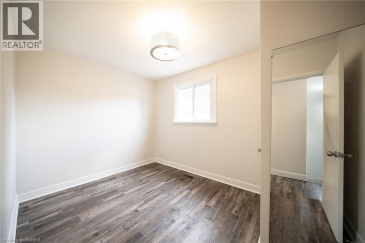 Photo 11 at 364 Wellington Street, Echo Place, Brantford