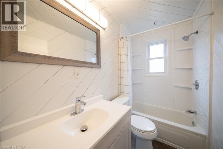 Photo 13 at 364 Wellington Street, Echo Place, Brantford