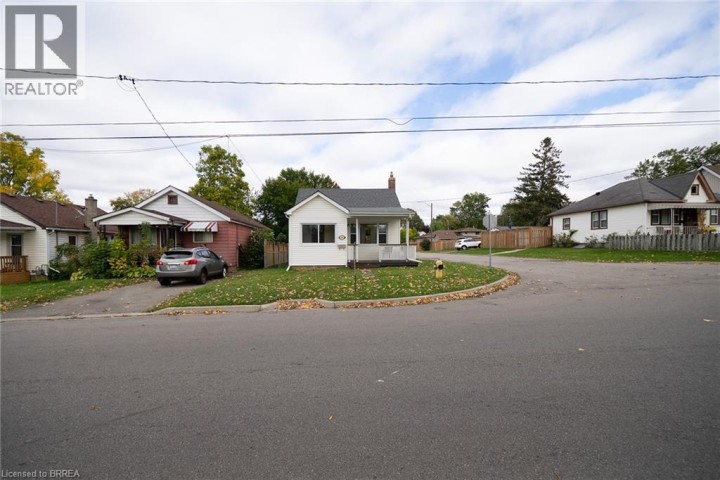 Photo 2 at 364 Wellington Street, Echo Place, Brantford
