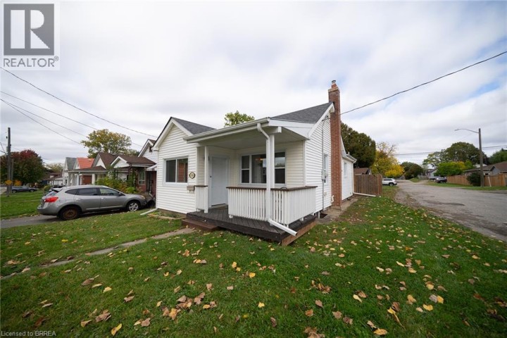 Photo 3 at 364 Wellington Street, Echo Place, Brantford