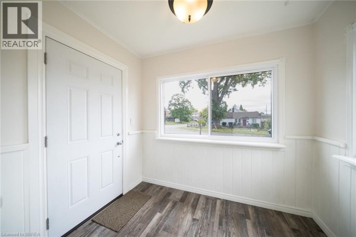 Photo 5 at 364 Wellington Street, Echo Place, Brantford