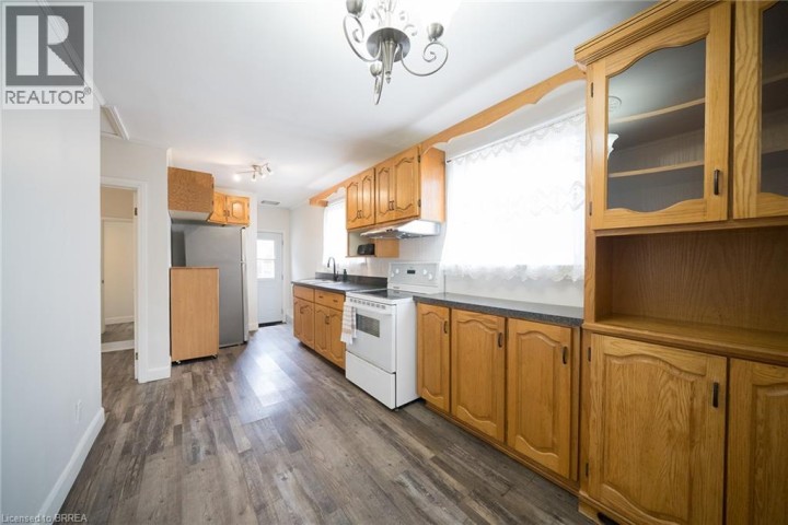 Photo 8 at 364 Wellington Street, Echo Place, Brantford