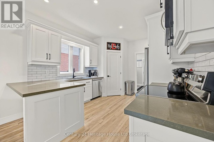Photo 13 at 26 Brookside Lane, Tillsonburg