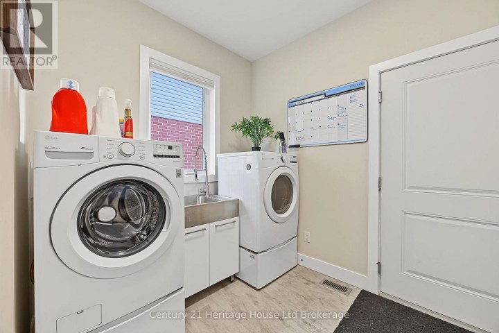 Photo 20 at 26 Brookside Lane, Tillsonburg