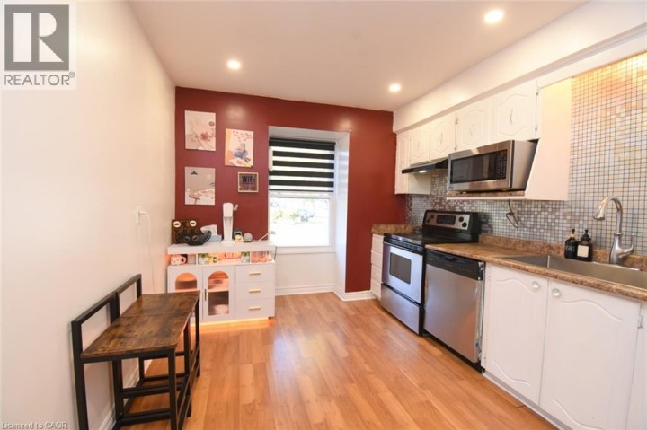 Photo 15 at 56 Enfield Crescent, Brantwood Park, Brantford