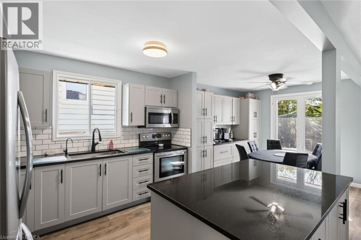 Photo 10 at 17 Emilie Street, Eagle Place East, Brantford