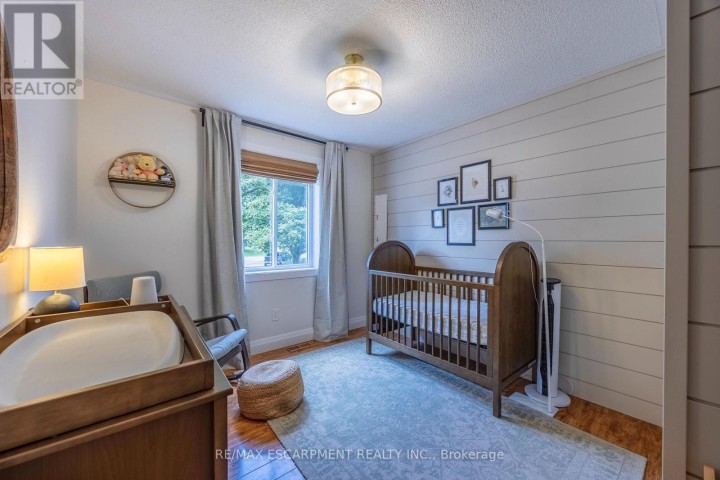 Photo 19 at 9 Normandy Circle, Simcoe, Norfolk County