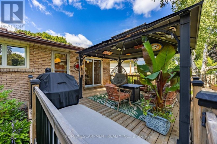 Photo 27 at 9 Normandy Circle, Simcoe, Norfolk County