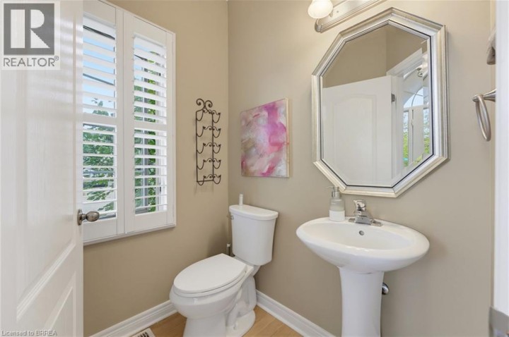 Photo 21 at 70 Carmichael Crescent, Northridge, Brantford